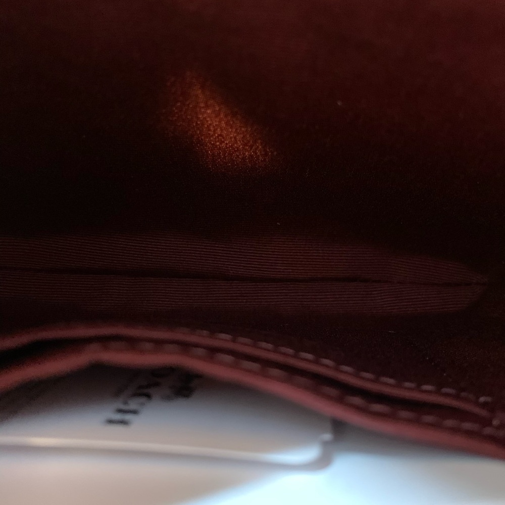 NWT Coach Signature Wristlet - Picture 3 of 4
